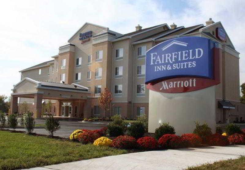 Fairfield Inn And Suites By Marriott Strasburg Shenandoah Valley Exterior photo